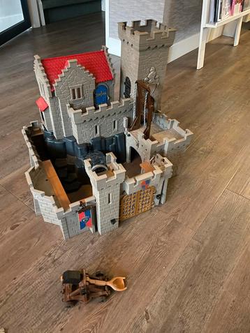 Playmobil Ridder Kasteel - Basis Compleet beschikbaar voor biedingen