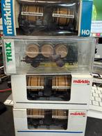 Märklin wijnwagen 4 stuks in doos zie foto's waarvan eenTrix, Wisselstroom, Wagon, Ophalen of Verzenden, Zo goed als nieuw