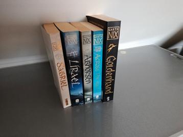 Garth Nix - Oude Koninkrijk Trilogie + 2 beschikbaar voor biedingen