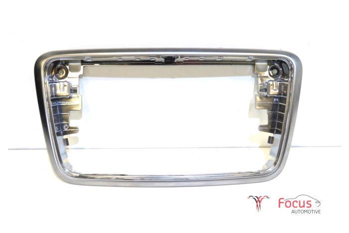 Radio omlijsting van een Mercedes A-Klasse, Auto-onderdelen, Dashboard en Schakelaars, Mercedes-Benz, Gebruikt, Ophalen of Verzenden