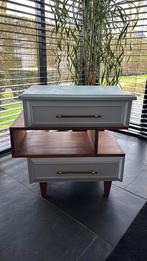 Unieke handgemaakte lichtblauwe kast met 2 lades, Huis en Inrichting, Ophalen, 50 tot 100 cm, Zo goed als nieuw, Met lade(s)