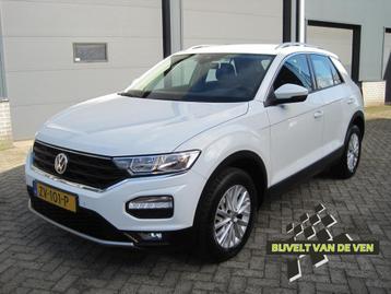 VOLKSWAGEN T-Roc 1.0 TSI T-Roc Style Business Carplay Navi/E beschikbaar voor biedingen