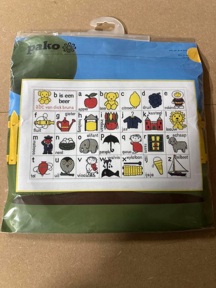 Pako borduurpakket ABC, Hobby en Vrije tijd, Borduren en Borduurmachines, Nieuw, Borduurpakket, Ophalen of Verzenden