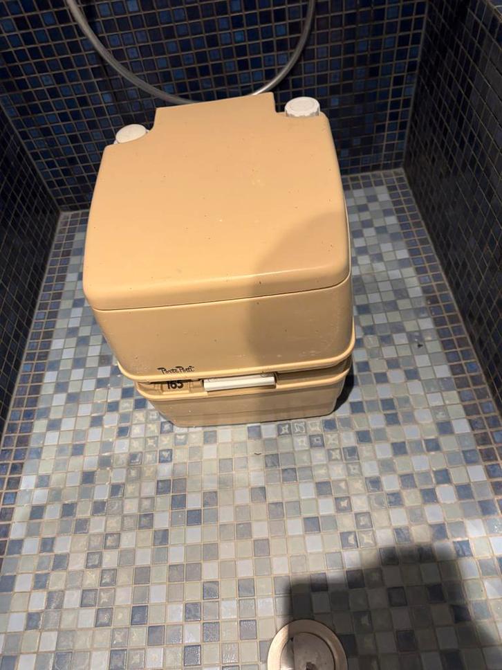 Porta Potti Draagbaar Camping Toilet, Ideaal voor verbouwing, Caravans en Kamperen, Kampeeraccessoires, Zo goed als nieuw, Ophalen of Verzenden