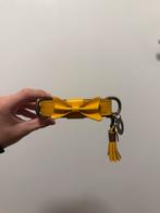 Dog with a mission halsband geel maat S, Dieren en Toebehoren, Ophalen of Verzenden, Zo goed als nieuw