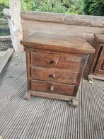 Houten kastje - 60x50 cm, Huis en Inrichting, Slaapkamer | Nachtkastjes, Gebruikt, Ophalen of Verzenden, 45 tot 65 cm, Minder dan 55 cm