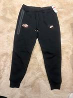Nike x syna world track pants ‘maat L’, Maat 52/54 (L), J, Zwart, Nieuw