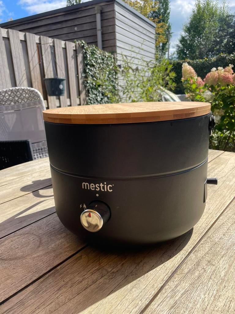 Mestic gas barbecue., Tuin en Terras, Gasbarbecues, Ophalen, Zo goed als nieuw