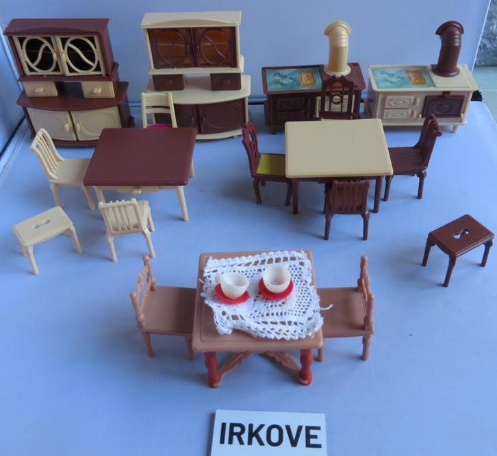 POPPENHUIS MEUBELS * Diverse VINTAGE Sets *, Verzamelen, Poppenhuizen en Toebehoren, Zo goed als nieuw, Poppenhuis, Verzenden