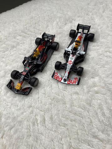 Schaalmodel Red Bull RB14 en RB6B 1:43 beschikbaar voor biedingen