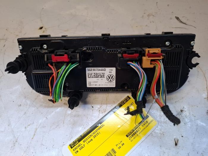 Kachel Bedieningspaneel van een Volkswagen Golf, Gebruikt, -, -, -