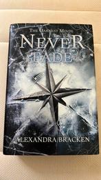 Alexandra Bracken - Never Fade, Ophalen of Verzenden, Zo goed als nieuw, Alexandra Bracken