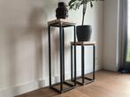 Metalen zuilen met houten blad, Huis en Inrichting, Woonaccessoires | Zuilen en Pilaren, Ophalen, Zo goed als nieuw