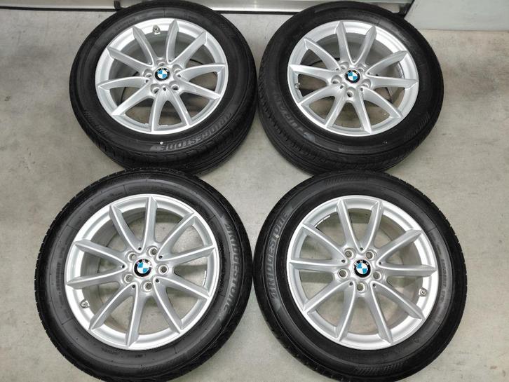 Originele set 17 inch velgen met zomerbanden BMW X1 F48, Auto diversen, Overige Auto diversen, Ophalen