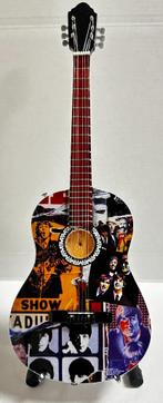 The Beatles collage miniatuur gitaar van hout 25cm mini deco, Info@deconoord.nl, Verzenden, Deco Noord, Nieuw