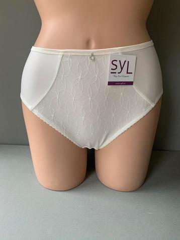 Syl taille slip maat 52 en 54 model demi KOOPJE ‼️ beschikbaar voor biedingen