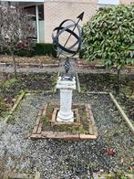 Zonnewijzer op sokkel gietijzer, Ophalen, Zo goed als nieuw