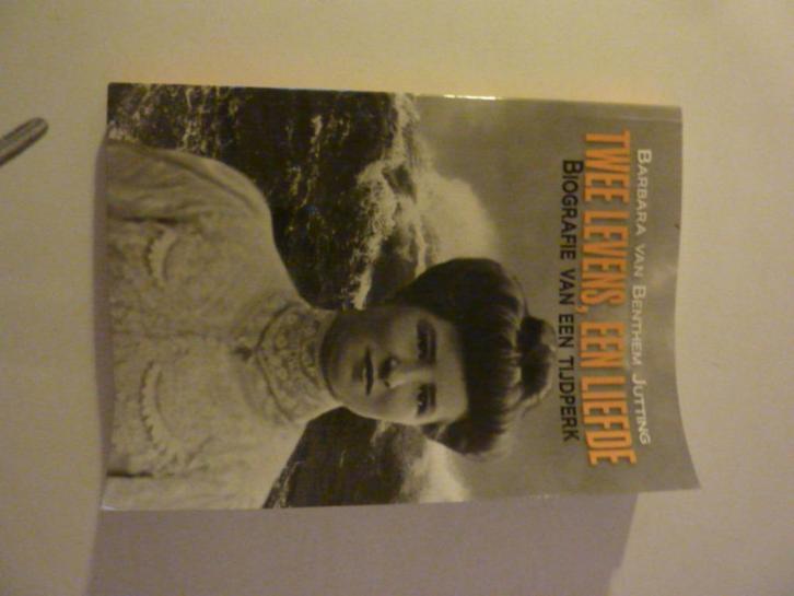 B. van Benthem Jutting - Twee levens, een liefde, Boeken, Overige Boeken, Zo goed als nieuw, Verzenden