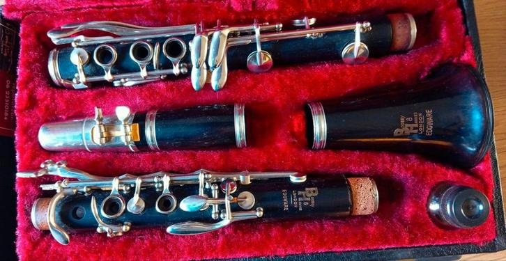 Klarinet Atelier Gereviseerd Edgeware Böhm Bb Klarinet, Muziek en Instrumenten, Blaasinstrumenten | Klarinetten, Zo goed als nieuw
