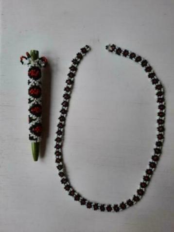 Mooie Afrikaanse Kralenketting + Penomhulsel Decoratie Pen beschikbaar voor biedingen