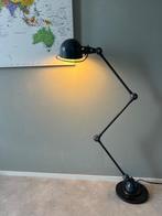 Machine grijze Jieldé, vloerlamp met 3 armen, Huis en Inrichting, Lampen | Vloerlampen, Ophalen of Verzenden, 150 tot 200 cm
