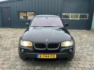 BMW X3 2.0 I 2008 Zwart lekke of verbrande klep beschikbaar voor biedingen