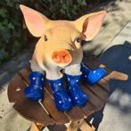 GUITIG VARKENTJE MET LAARSJES, Tuin en Terras, Tuinbeelden, Ophalen, Nieuw, Kunststof, Dierenbeeld