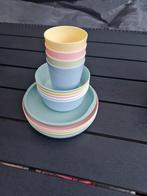 Kleurrijke set van borden en kommen, Ophalen of Verzenden