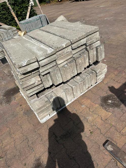 Opsluitbanden 100x10x20cm gebruikt, Tuin en Terras, Tegels en Klinkers, Gebruikt, Klinkers, Beton, Ophalen