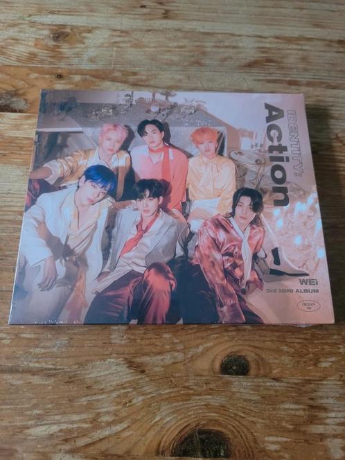 WEI identity action album ocean versie sealed met pc's kpop, Cd's en Dvd's, Cd's | Wereldmuziek, Zo goed als nieuw, Aziatisch