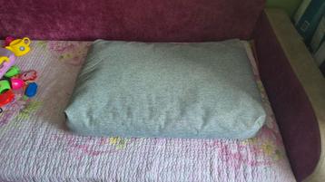 Kattenkussen beschikbaar voor biedingen