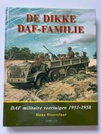 Militair De Dikke Daf  Familie, Hans Stoovelaar, Nieuw, Ophalen of Verzenden, Landmacht
