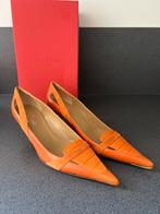 Valentino Garavani Orange Leather Flats - Size 40,5, Ophalen of Verzenden, Zo goed als nieuw, Overige kleuren