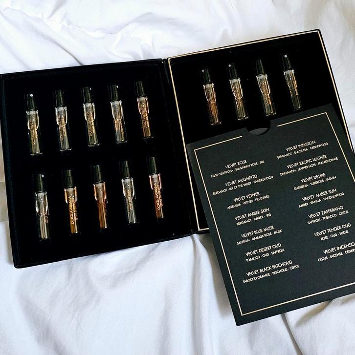 NU €5 ‼️ Dolce & Gabbana Velvet Collection niche parfum 2 ml, Sieraden, Tassen en Uiterlijk, Uiterlijk | Parfum, Ophalen of Verzenden