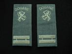 2 epauletten, rangemblemen, schuifpassanten douane. Nieuw., Ophalen of Verzenden, Overige soorten, Nederland, Embleem of Badge