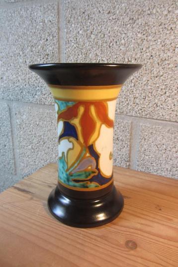 Vaas / vaasje (plateel) van de  ESKAF, Steenwijk beschikbaar voor biedingen