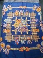 Hermes Paris jacquard zijde sjaal vintage, Ophalen of Verzenden, Zo goed als nieuw, Maat 46/48 (XL) of groter, Sjaal