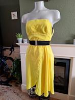 Karen Millen jurk geel S 36 gratis verzenden in Nederland, Knielengte, Zo goed als nieuw, Karen Millen, Maat 36 (S)