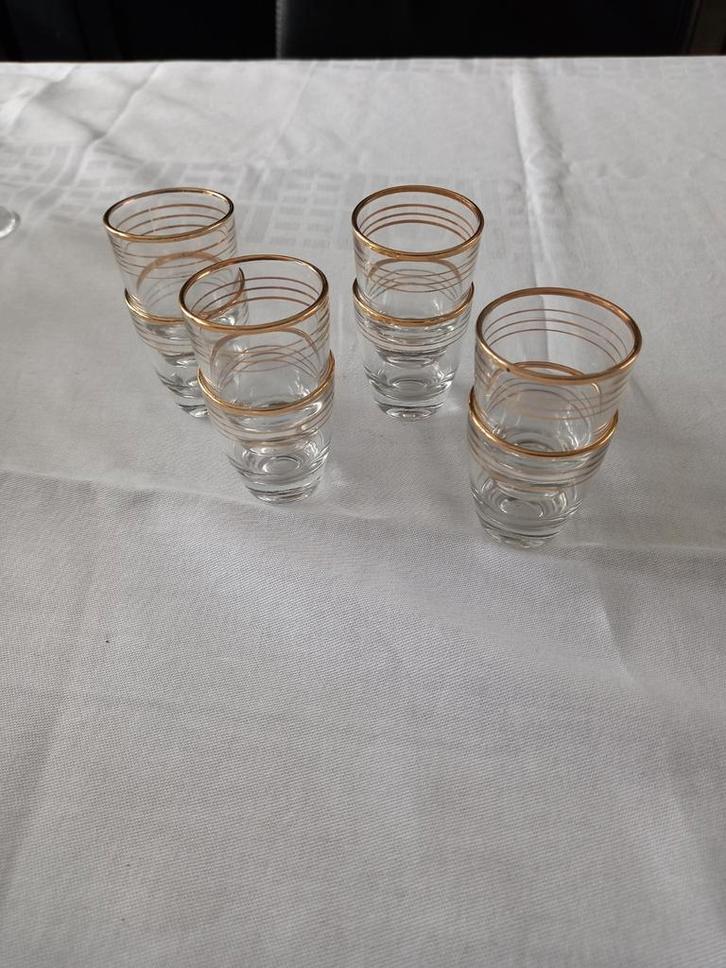 8 vintage goud gestreepte Franse shot/borrelglaadjes, Verzamelen, Glas en Borrelglaasjes, Zo goed als nieuw, Overige typen, Ophalen of Verzenden