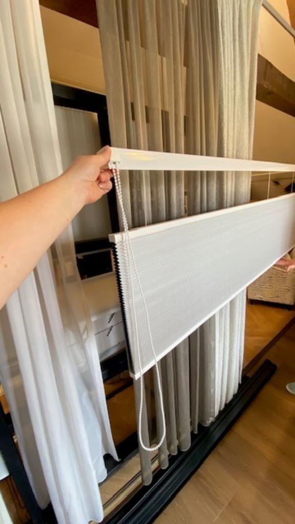 duette met top down bottum bediening €100, Huis en Inrichting, Stoffering | Gordijnen en Lamellen, Zo goed als nieuw, 100 tot 150 cm