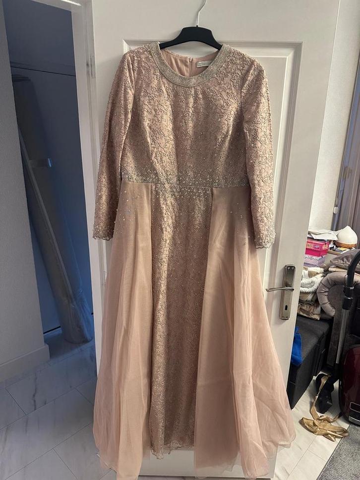 Elegante Avondjurk, Kleding | Dames, Gelegenheidskleding, Zo goed als nieuw, Galajurk, Maat 46/48 (XL) of groter, Beige, Ophalen of Verzenden