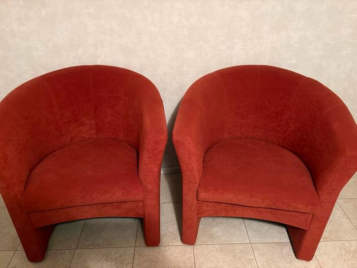 Twee Rode Stoelen, Huis en Inrichting, Fauteuils, Gebruikt, Stof, 50 tot 75 cm, Minder dan 75 cm, Ophalen