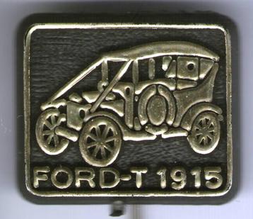 Ford-T 1915 goud op zwart plastic auto speldje ( B_060 ) beschikbaar voor biedingen
