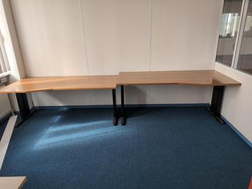 Gratis 4 bureau's