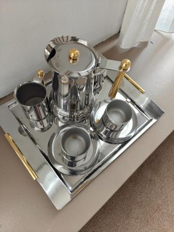 Koffieservies Guido Bregna beschikbaar voor biedingen