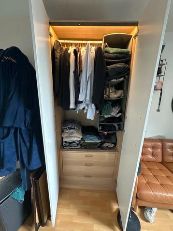 PAX Kast IKEA incl. verlichting en binnenkast beschikbaar voor biedingen