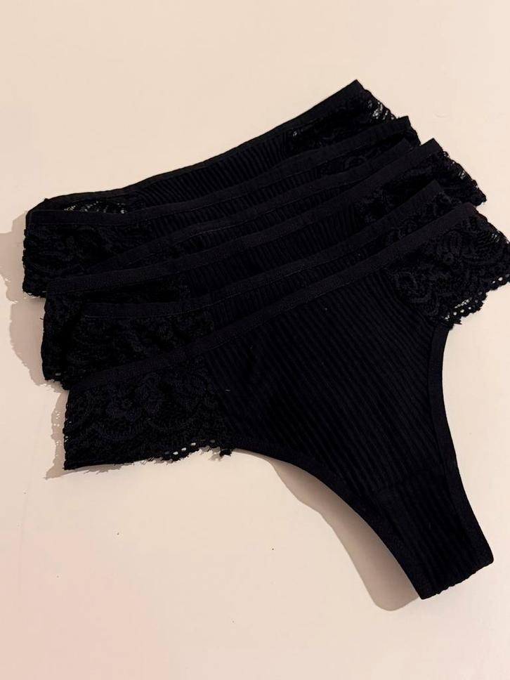 Zwarte string met kanten details 6 stuks, Kleding | Dames, Ondergoed en Lingerie, String, Zwart, Ophalen of Verzenden