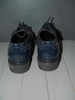 Lina Locchi veterschoenen maat 37 als nieuw, donkerblauw, Schoenen met lage hakken, Lina Locchi, Blauw, Ophalen of Verzenden