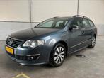 Volkswagen Passat 1.6 TDI 77KW Bluemotion EURO5  Grijs, Voorwielaandrijving, 4 cilinders, 23 km/l, Origineel Nederlands