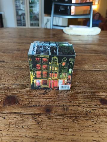 Kubus Amsterdam Souvenir beschikbaar voor biedingen